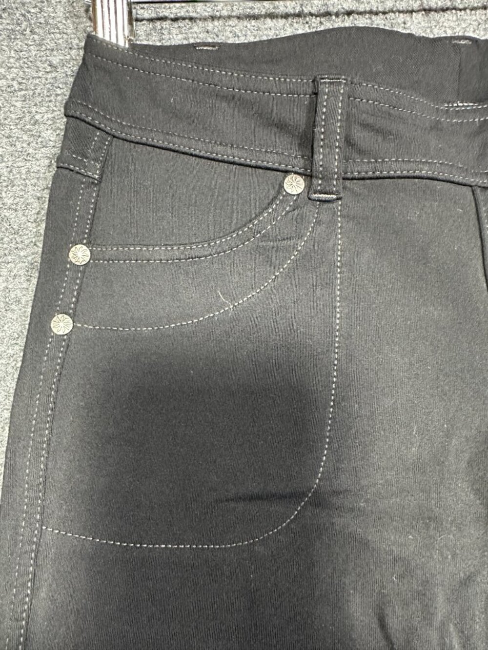Athleta Pants Womens Small Skinny Pant Black Stretch Back and Front Pockets - Picture 4 of 8
